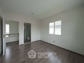 Casa en venta de 4 habitaciones en Bang Bon, Bangkok