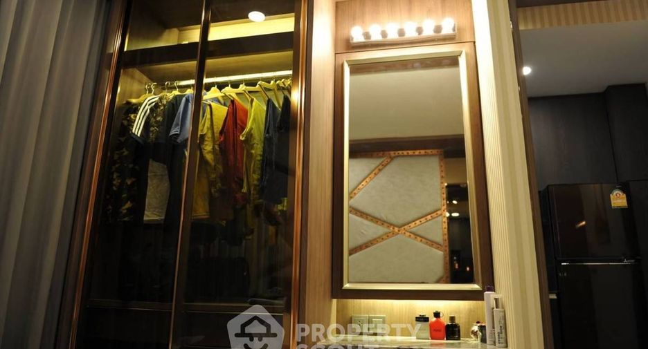 Wohnung zur Miete mit 1 Zimmer in Bang Rak, Bangkok
