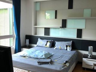 À louer 1 chambre condo à Yan Nawa, Bangkok