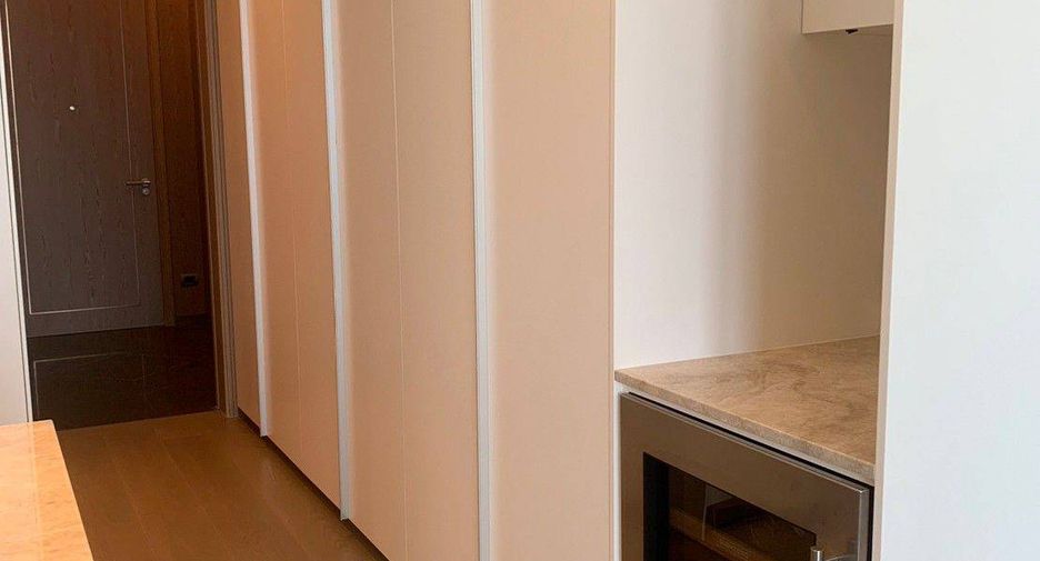 For rent 1 bed condo in Pathum Wan, Bangkok