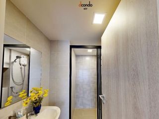 For sale 1 Beds condo in Lat Krabang, Bangkok
