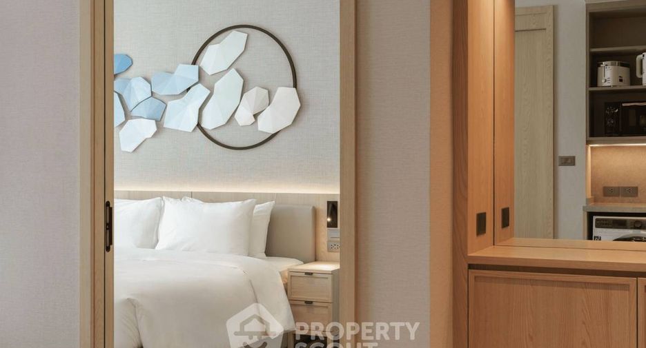 For rent 2 bedrooms apartment in Pathum Wan, Bangkok