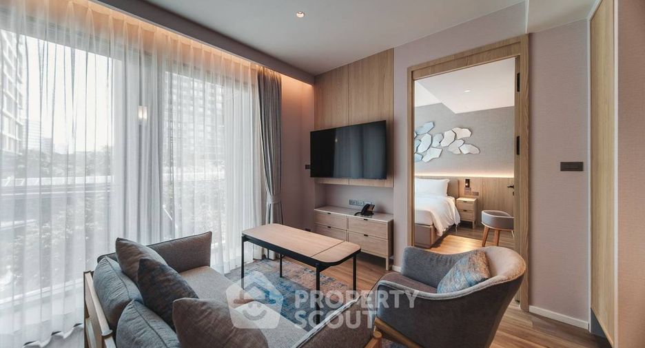 For rent 2 bedrooms apartment in Pathum Wan, Bangkok