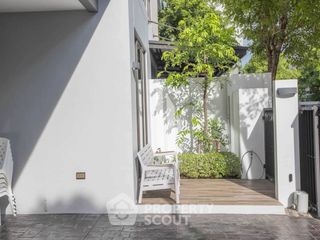 Casa en alquiler de 4 habitaciones en Lat Phrao, Bangkok