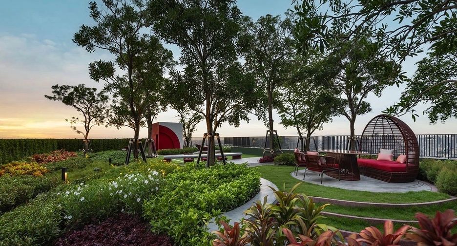 For sale 2 ベッドルーム condo in Chatuchak, Bangkok