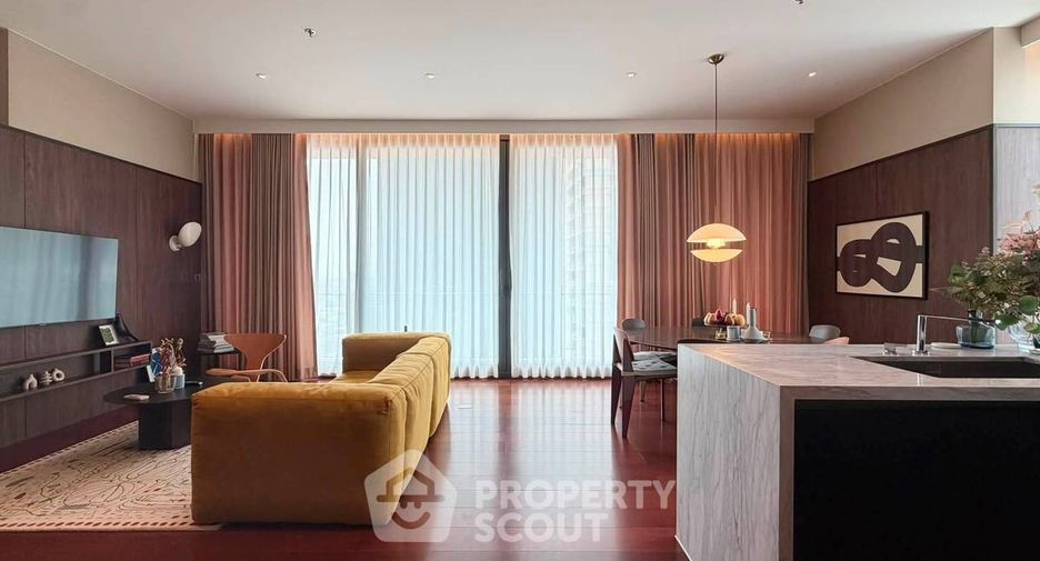 For rent 2 bedrooms condo in Watthana, Bangkok