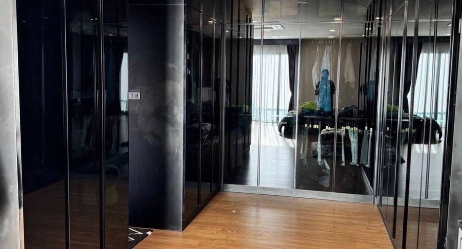 For rent 4 bedrooms house in Sai Mai, Bangkok