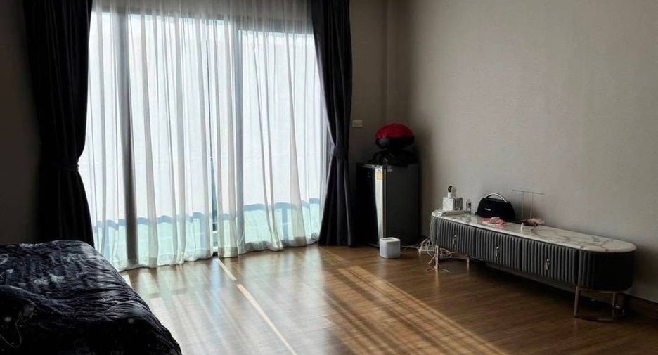 For rent 4 bedrooms house in Sai Mai, Bangkok