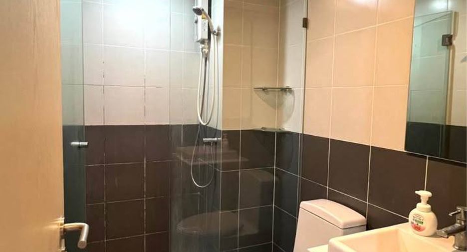 Аренда 2 спальни кондо в Бангкок Нои, Бангкок