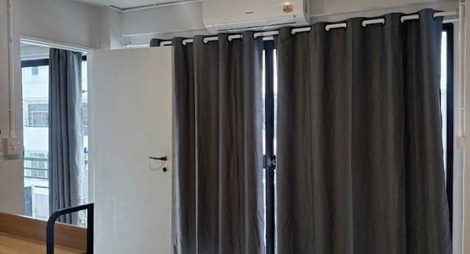 For rent 2 bedrooms condo in Phra Khanong, Bangkok