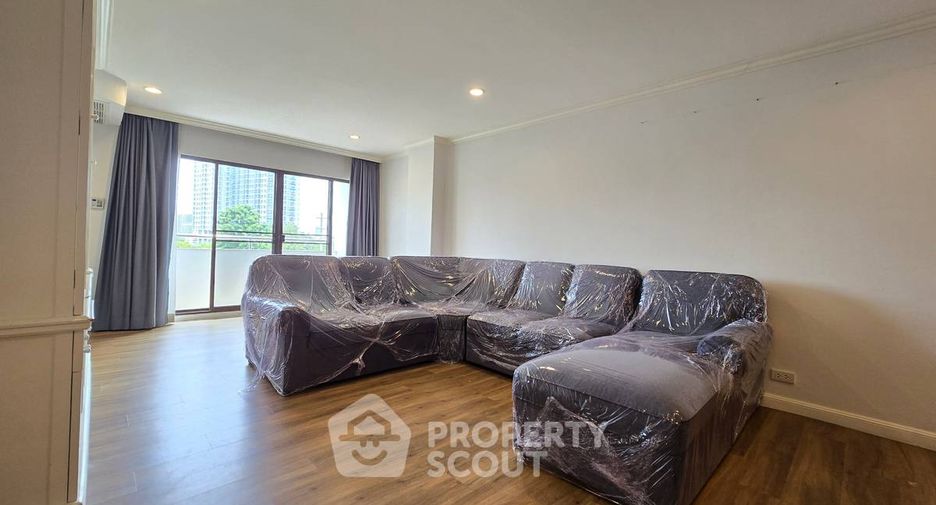 Condo en alquiler de 2 habitaciones en Yan Nawa, Bangkok