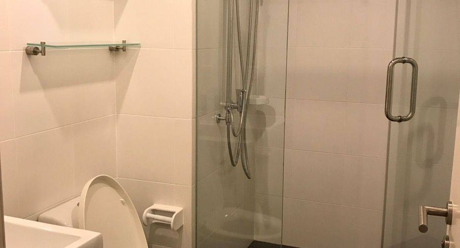 For rent 1 bed condo in Sathon, Bangkok