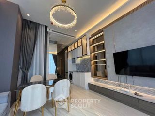 For rent 2 bedrooms condo in Bang Rak, Bangkok