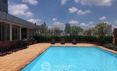 For rent 4 bedrooms apartment in Yan Nawa, Bangkok