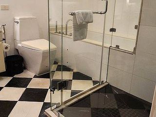 Apartamento en alquiler de 2 habitaciones en Khlong Toei, Bangkok