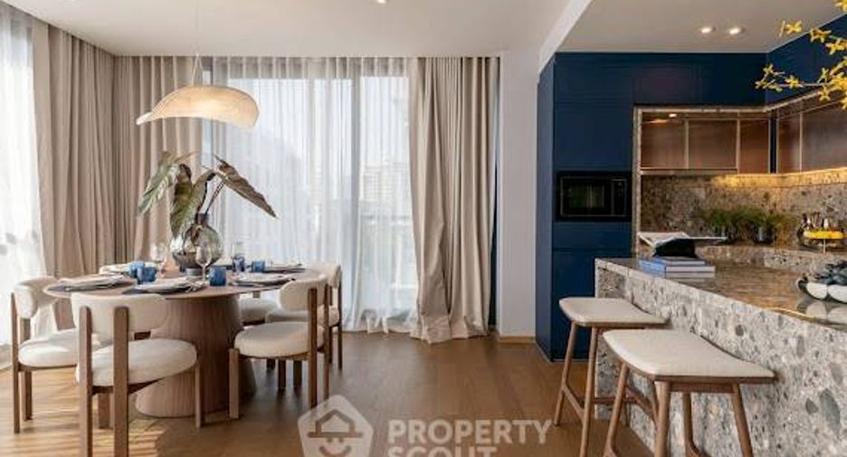 For rent 3 ベッドルーム condo in Khlong Toei, Bangkok