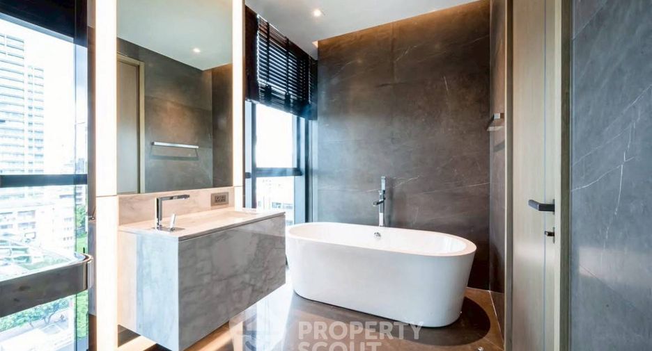Condo en alquiler de 2 habitaciones en Watthana, Bangkok