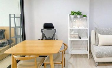 Wohnung zur Miete mit 1 Zimmer in Pathum Wan, Bangkok