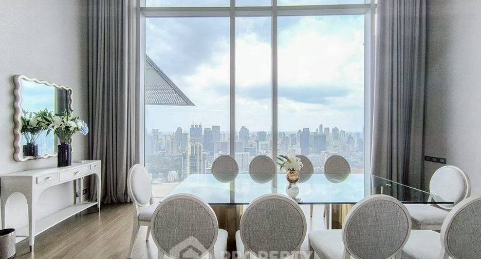 Wohnung zur Miete mit 3 Zimmer in Pathum Wan, Bangkok
