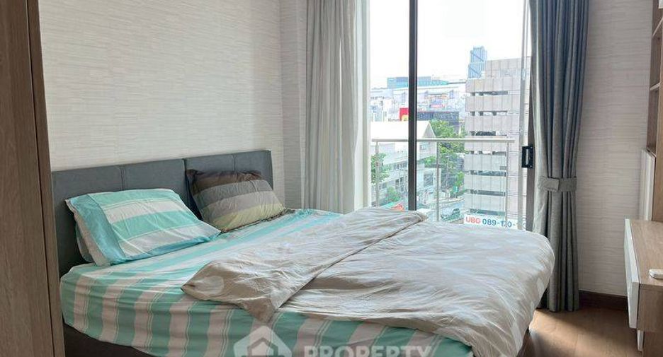For rent 2 bedrooms condo in Watthana, Bangkok