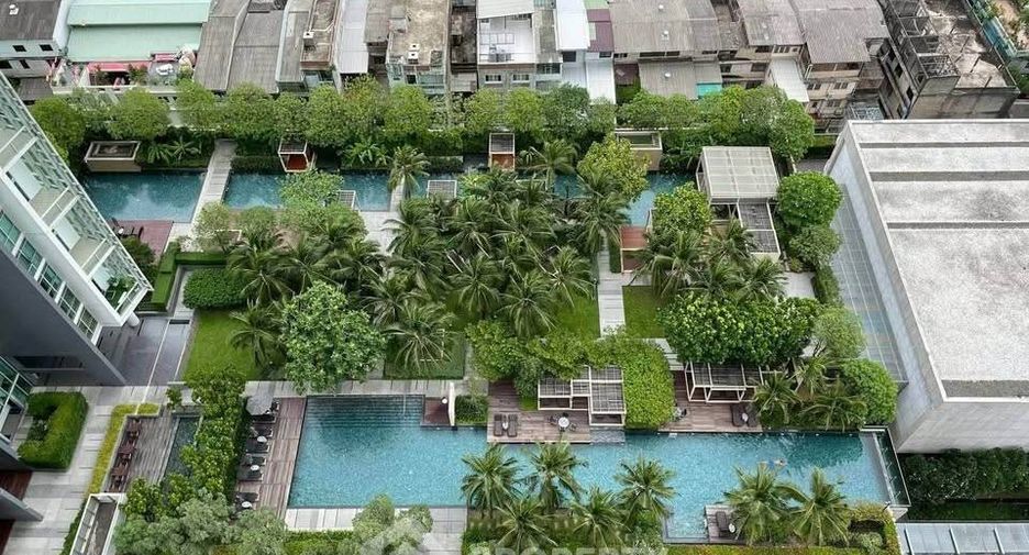 For rent 2 ベッドルーム condo in Sathon, Bangkok