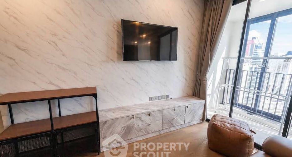 Condo en alquiler de 1 habitaciones en Bang Rak, Bangkok