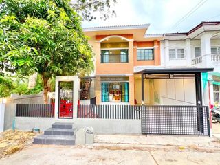 出售 4 卧室 独立屋 在 Khlong Sam Wa, 曼谷