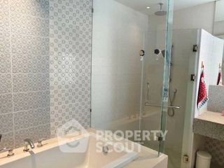 For rent 4 bedrooms house in Saphan Sung, Bangkok