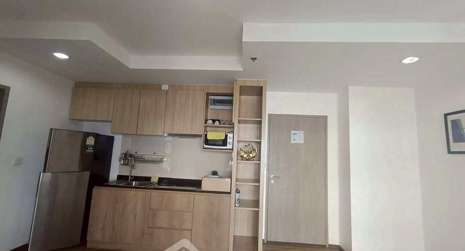 For rent 2 bedrooms condo in Bang Lamung, Chonburi