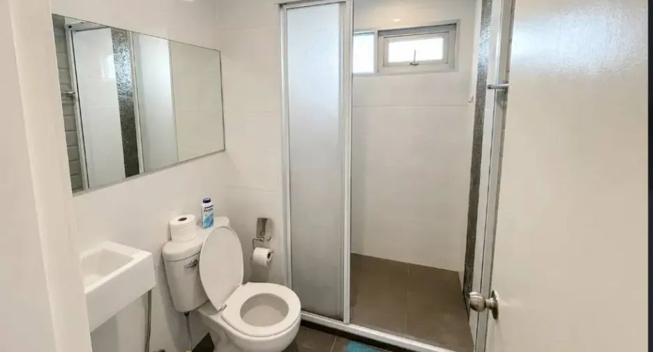Wohnung zum Kauf mit 2 Zimmer in Khlong Toei, Bangkok