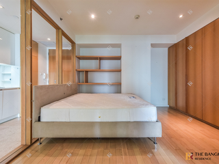 For sale 1 bed condo in Yan Nawa, Bangkok