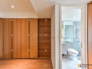 For sale 1 bed condo in Yan Nawa, Bangkok