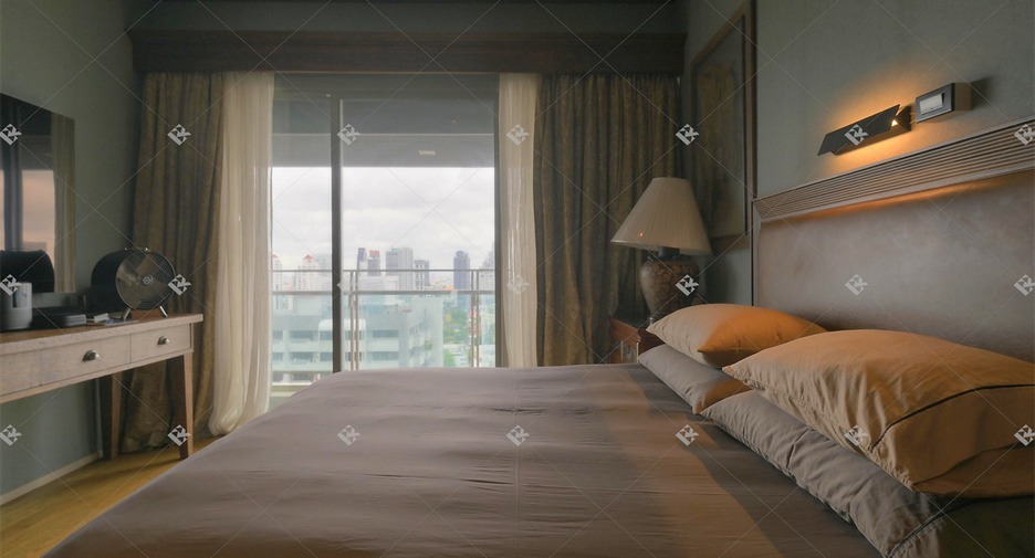 À vendre 2 chambres condo à Khlong Toei, Bangkok