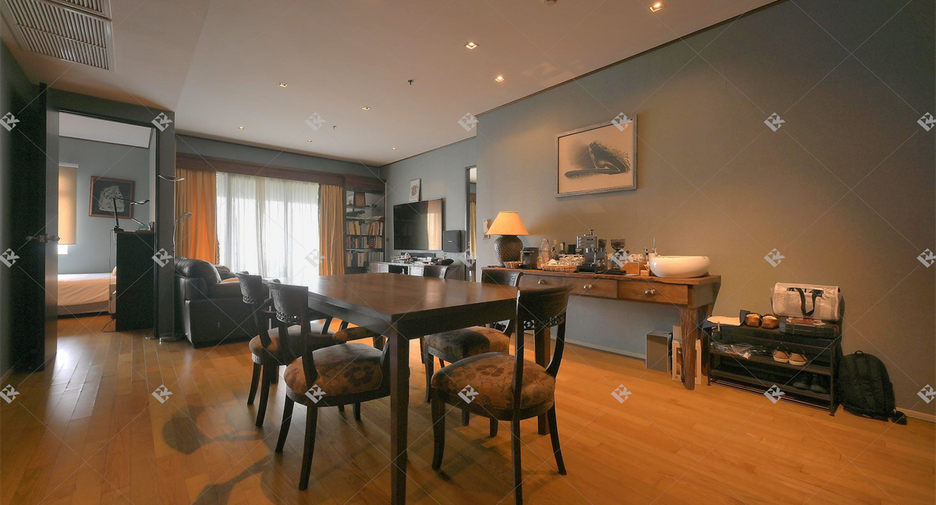 À vendre 2 chambres condo à Khlong Toei, Bangkok