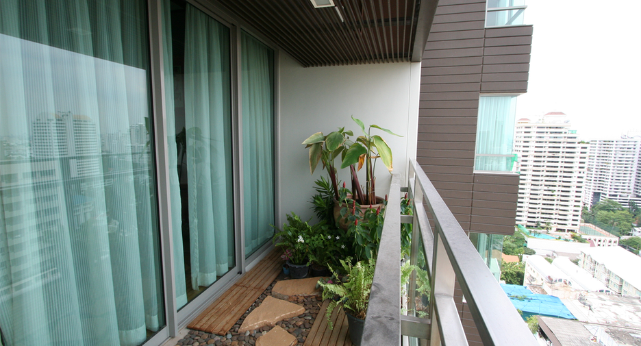 Condo en venta de 2 habitaciones en Khlong Toei, Bangkok