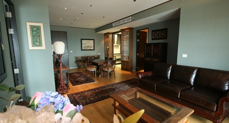 Condo en venta de 2 habitaciones en Khlong Toei, Bangkok