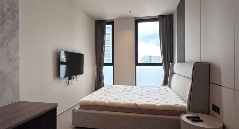 For sale 4 bedrooms condo in Sathon, Bangkok