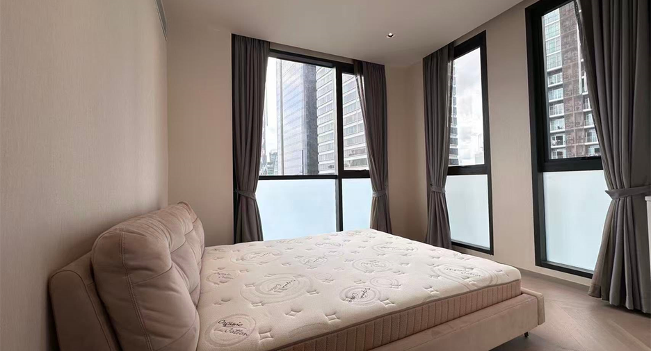 For sale 4 bedrooms condo in Sathon, Bangkok
