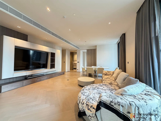 For sale 4 bedrooms condo in Sathon, Bangkok