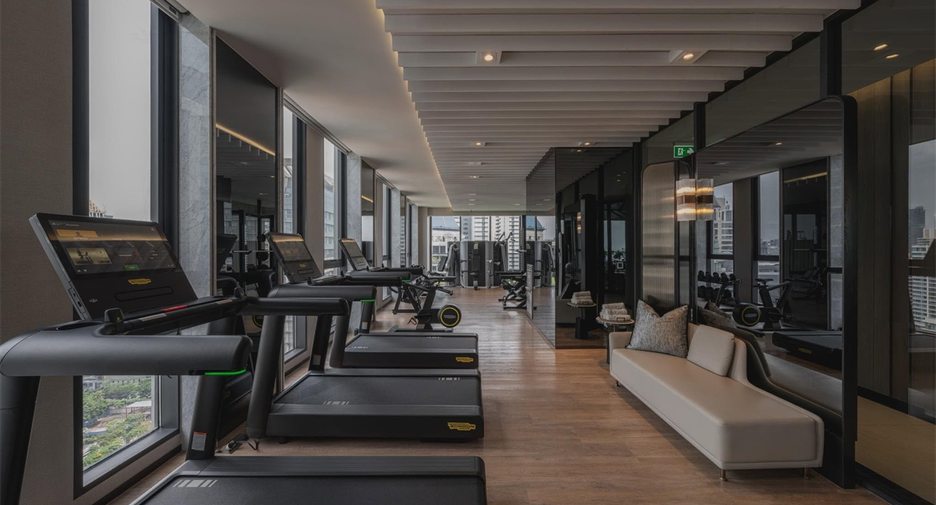 For sale 4 bedrooms condo in Sathon, Bangkok