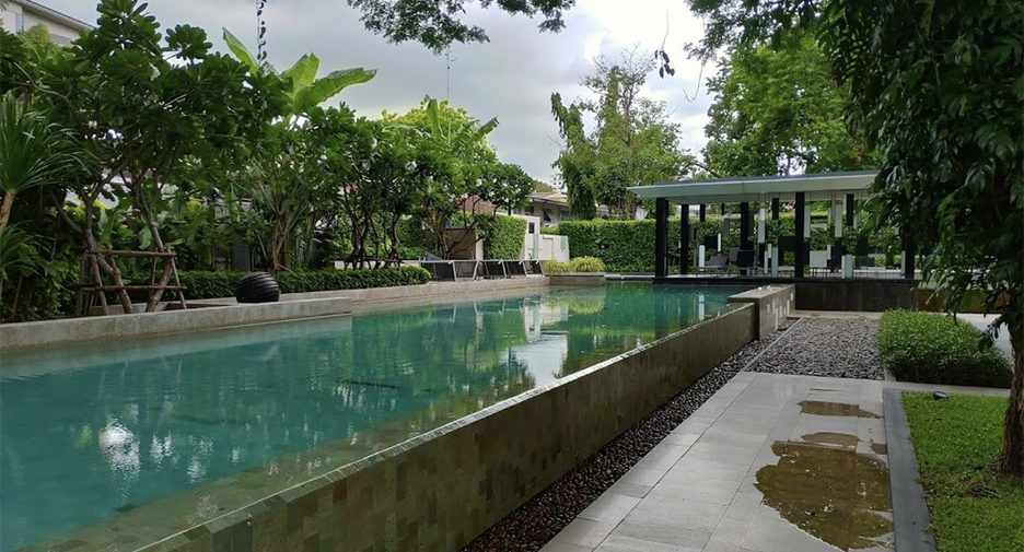 For rent 2 ベッドルーム condo in Watthana, Bangkok