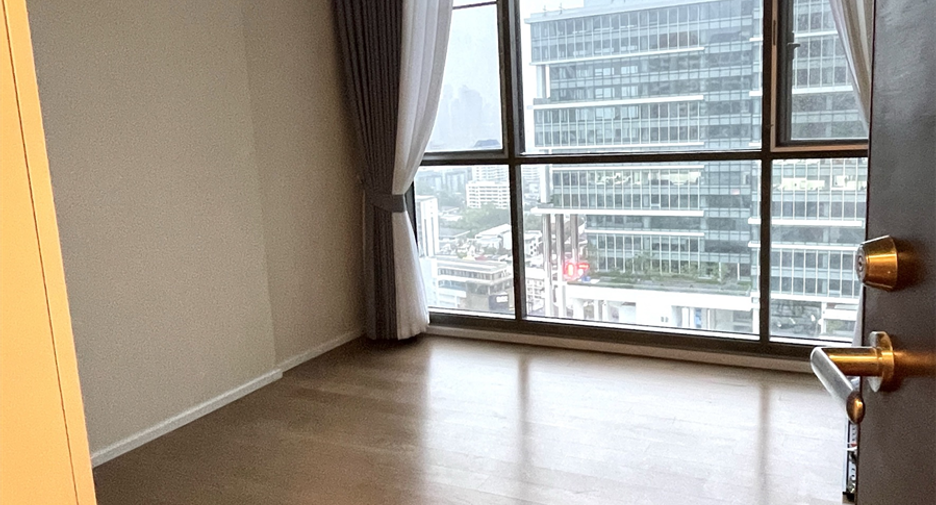 For rent 2 ベッドルーム condo in Watthana, Bangkok