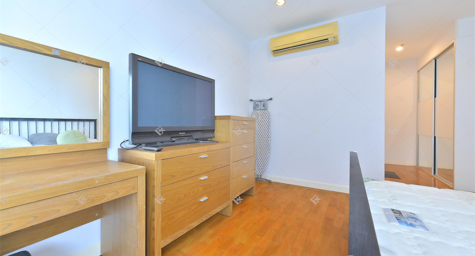Wohnung zur Miete mit 3 Zimmer in Khlong Toei, Bangkok