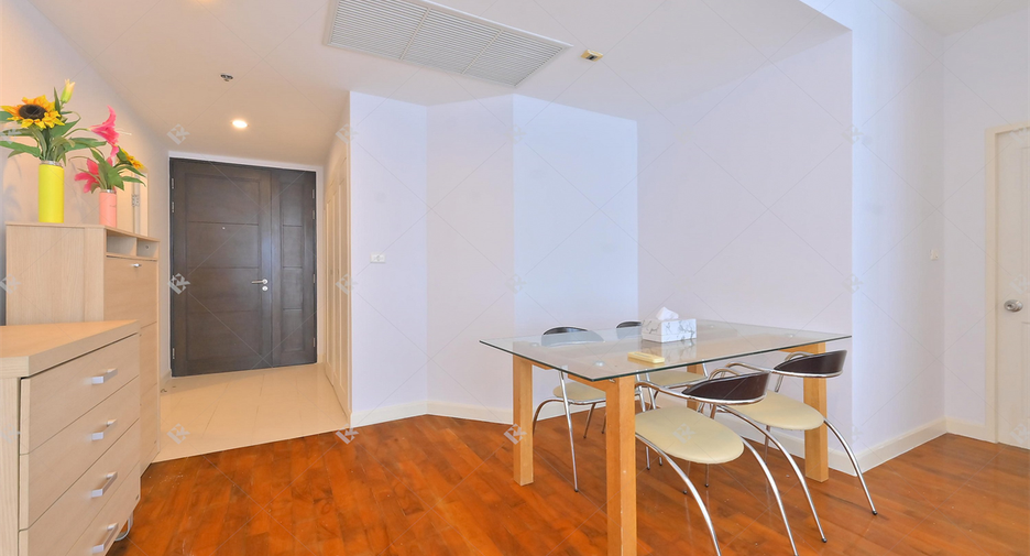 Wohnung zur Miete mit 3 Zimmer in Khlong Toei, Bangkok