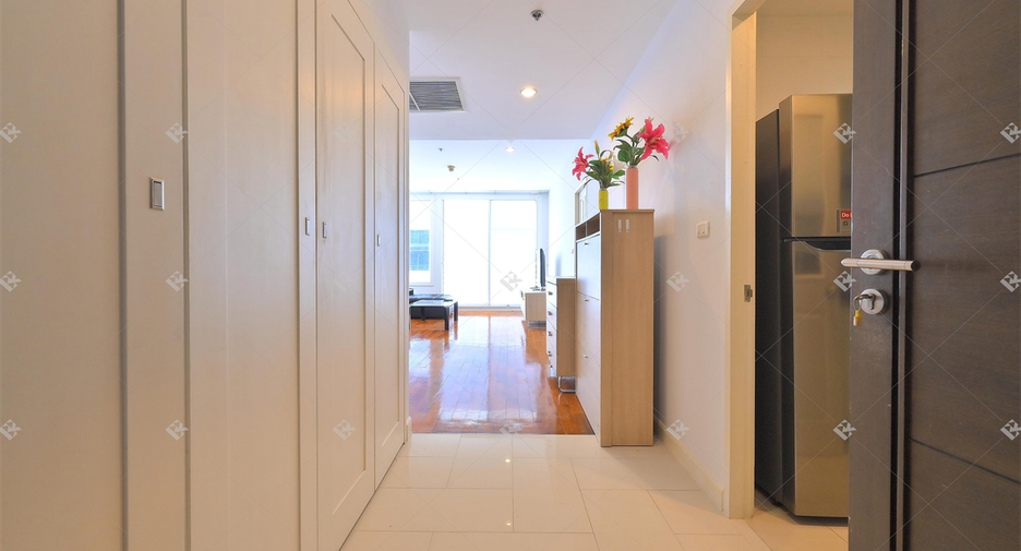 Wohnung zur Miete mit 3 Zimmer in Khlong Toei, Bangkok
