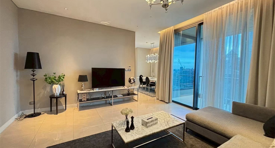 For rent 2 bedrooms condo in Pathum Wan, Bangkok