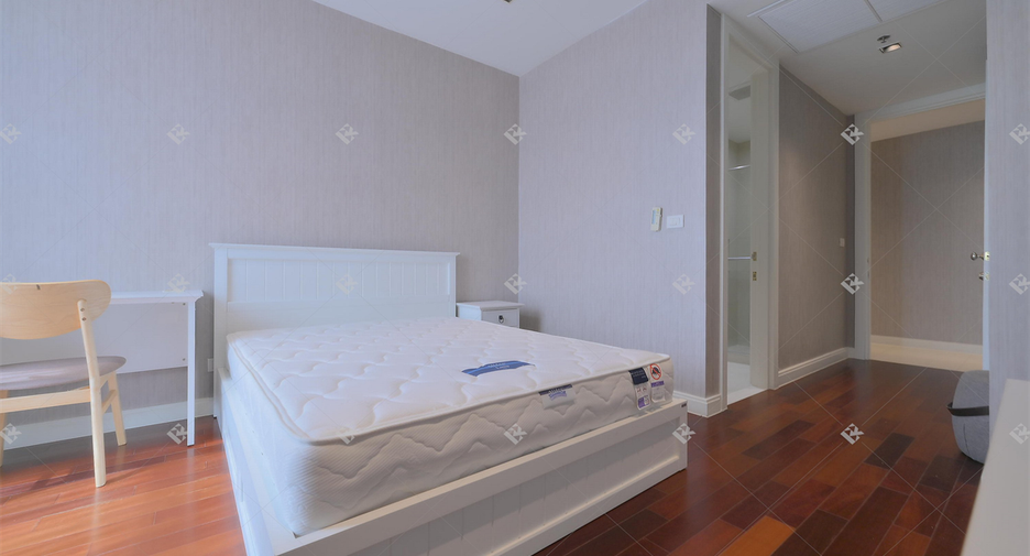 Wohnung zur Miete mit 3 Zimmer in Pathum Wan, Bangkok