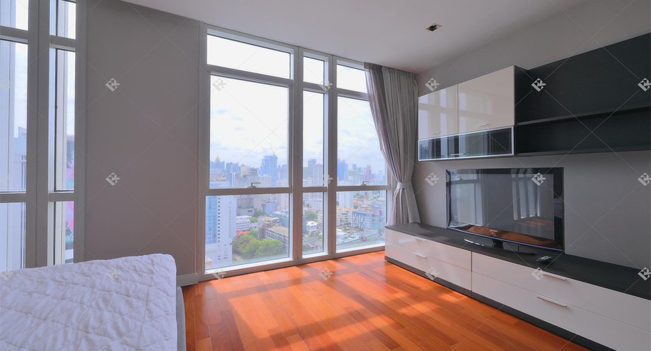 Wohnung zur Miete mit 3 Zimmer in Pathum Wan, Bangkok