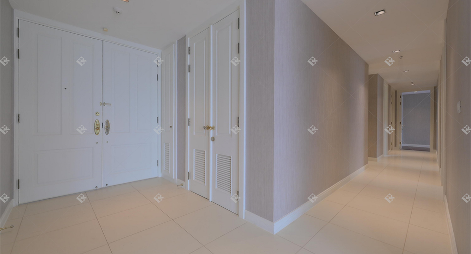 Wohnung zur Miete mit 3 Zimmer in Pathum Wan, Bangkok