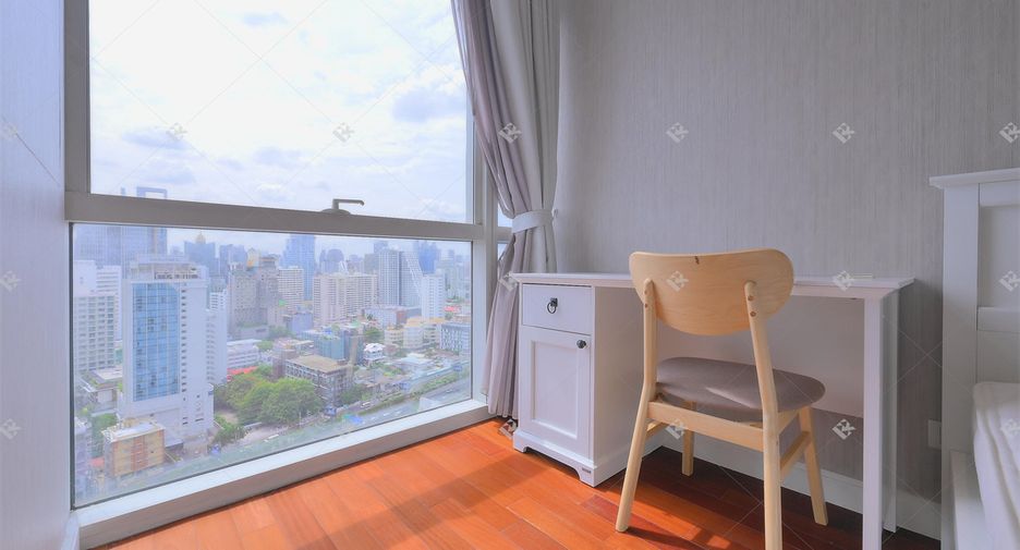 Wohnung zur Miete mit 3 Zimmer in Pathum Wan, Bangkok
